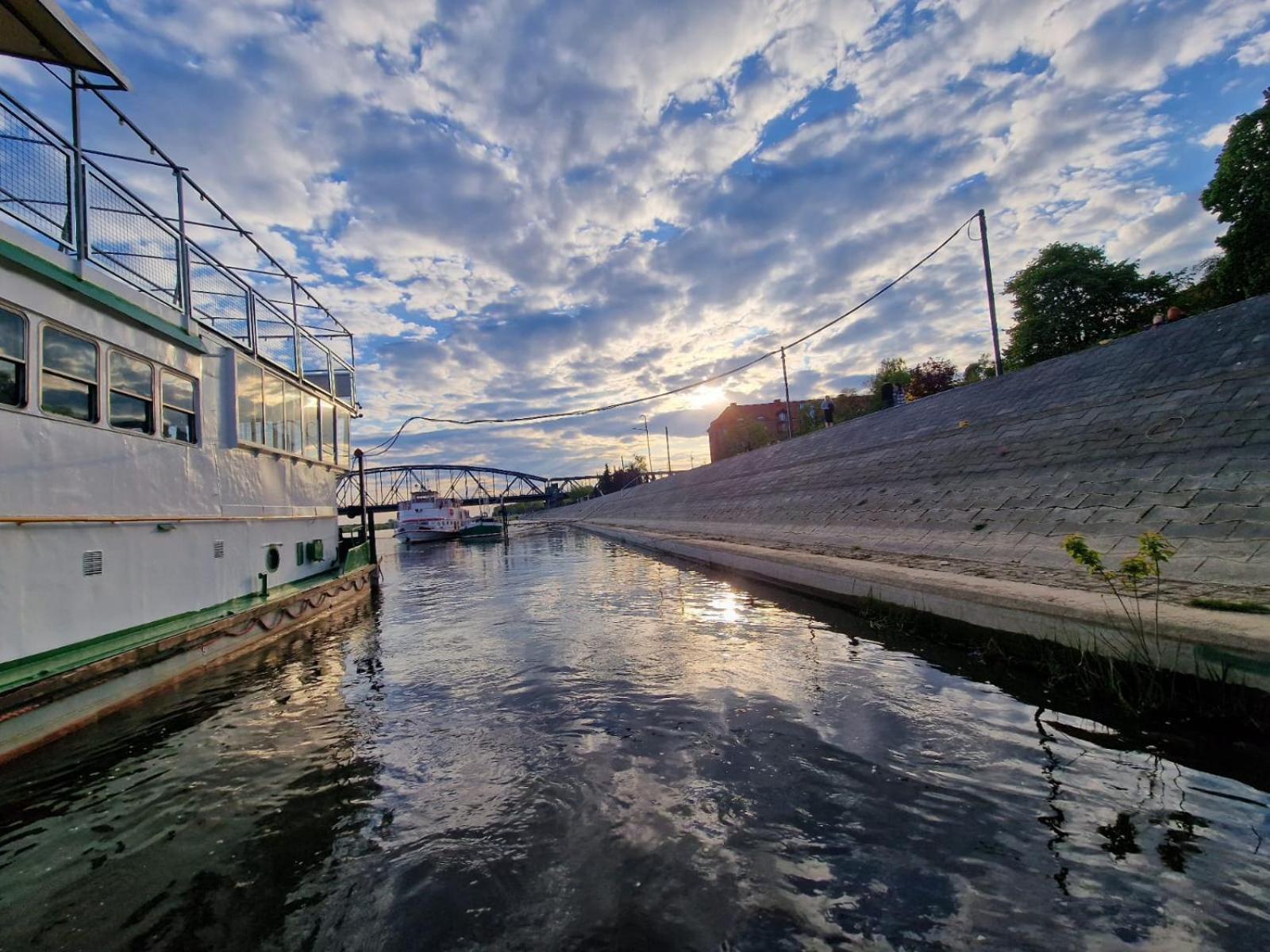Barka Atena Torun Exterior photo